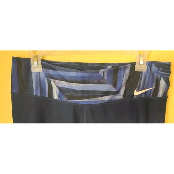 NIKE DRI FIT Running Capri Crop Royal Blue Pants Athletic Running Size Large - Picture 2 of 7